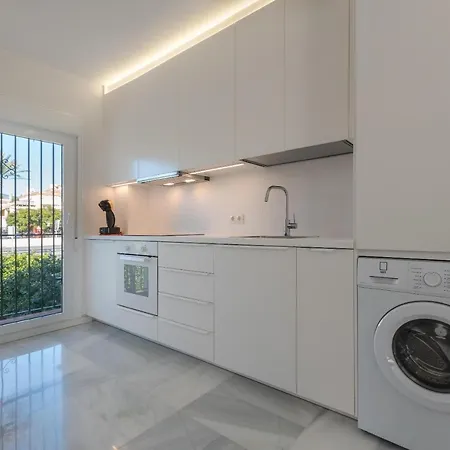 Apartamento En Playa Benamara * Estepona