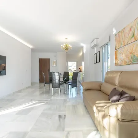 Apartamento En Playa Benamara 公寓 *